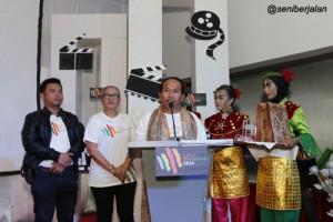 bff 1 - kabar seni - seni berjalan