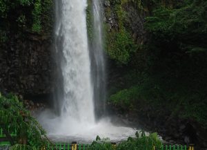 Air Terjun Lembah Anai/seniberjalan