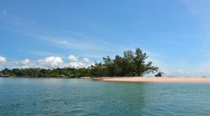 "Pulau cantik di batam/seniberjalan.jpg"