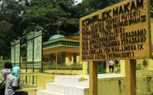 Komplek Makam Pulau Penyengat
