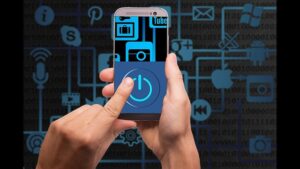 "Gambar oleh Fabian Krüger dari Pixabay"