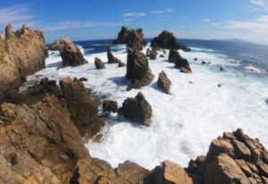 Pantai Gigi Hiu Lampung (seniberjalan)