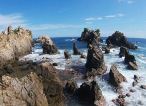 Pantai Gigi Hiu Lampung (seniberjalan)