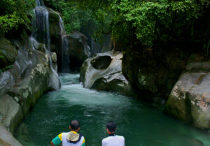 Air Terjun Nyarai (seniberjalan)