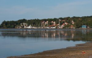 Pantai Nongsa/seniberjalan