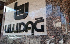 Iskender kebap seniberjalan