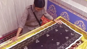 Tudung Manto_seniberjalan