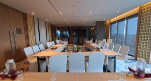 Meeting Room Grand Mercure Batam_seniberjalan