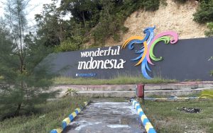 Merek Wonderful Indonesia_seniberjalan