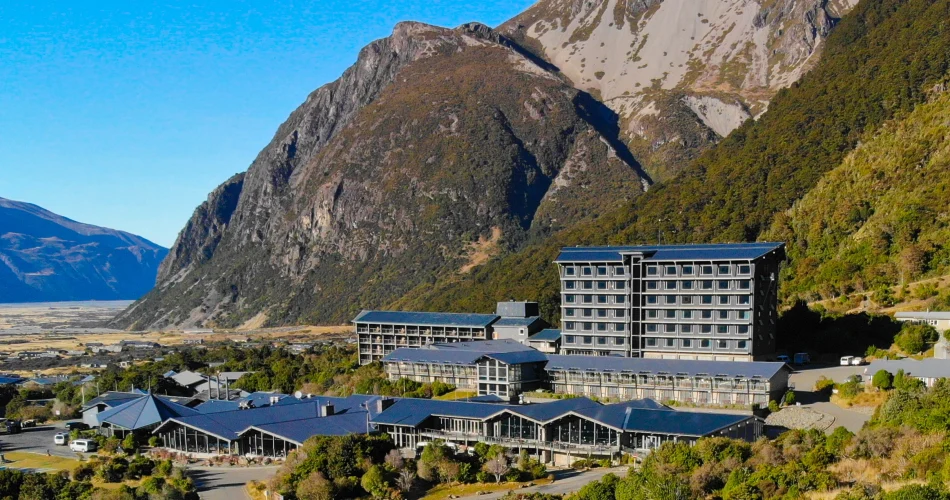 Hermitage-Hotel-Mt-Cook-Mackenzie-