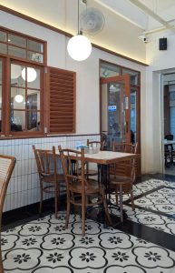 Mentari Kopitiam_seniberjalan