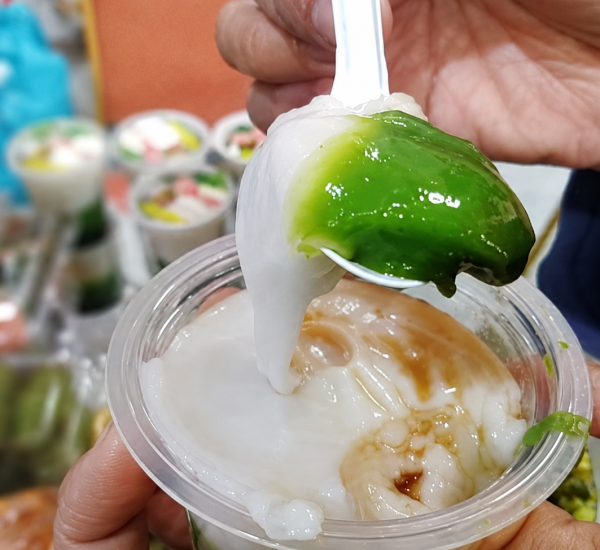 Kue Jongkong Batam/seniberjalan.com