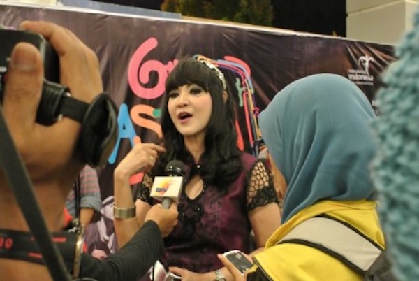 Ita Purnama Sari di Asian Jazz Batam/seniberjalan